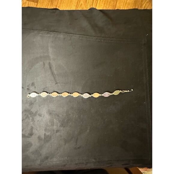 Halloween Evil Eye Beaded Bracelet Multicolor Glow in the Dark 7.5" - Picture 6 of 7